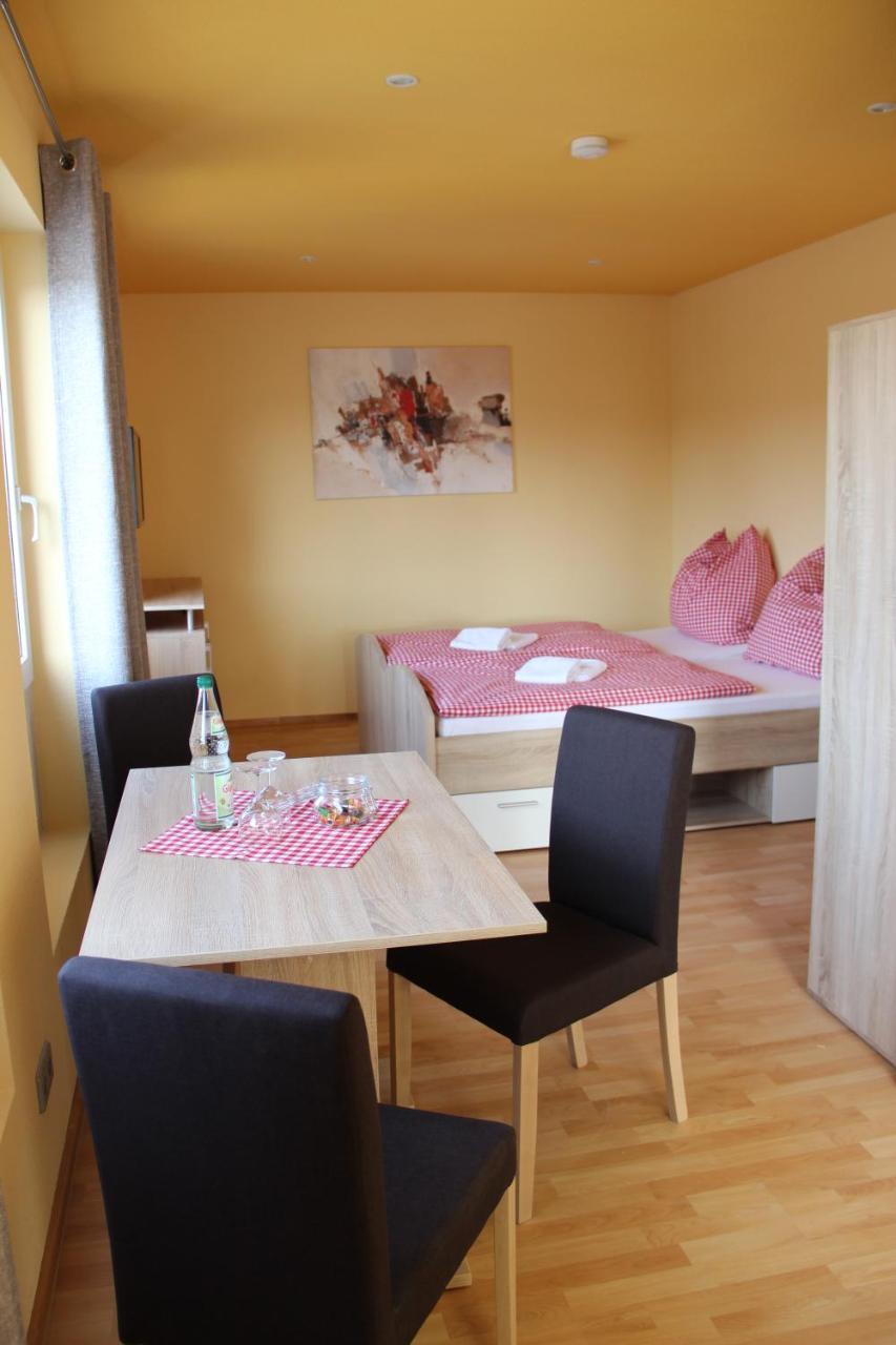 Friederike Wackler Gaestehaus Göppingen Exterior foto